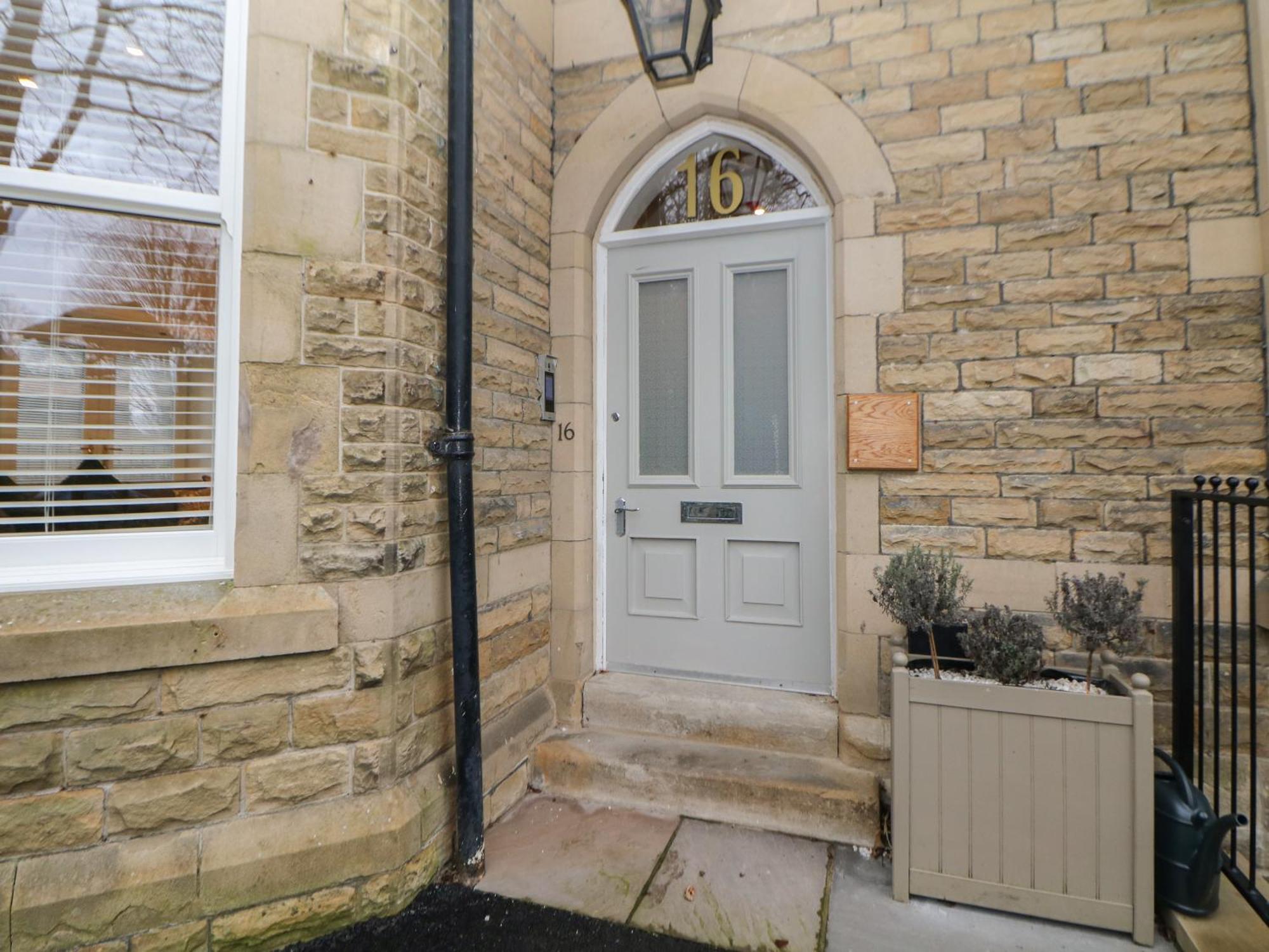 Cavendish Suite Buxton  Exterior photo